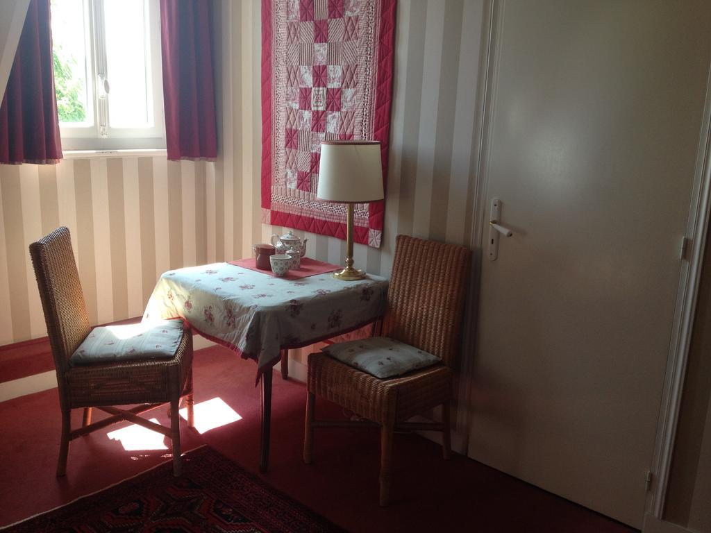 La Liniere Bed & Breakfast La Rivière-Saint-Sauveur Cameră foto